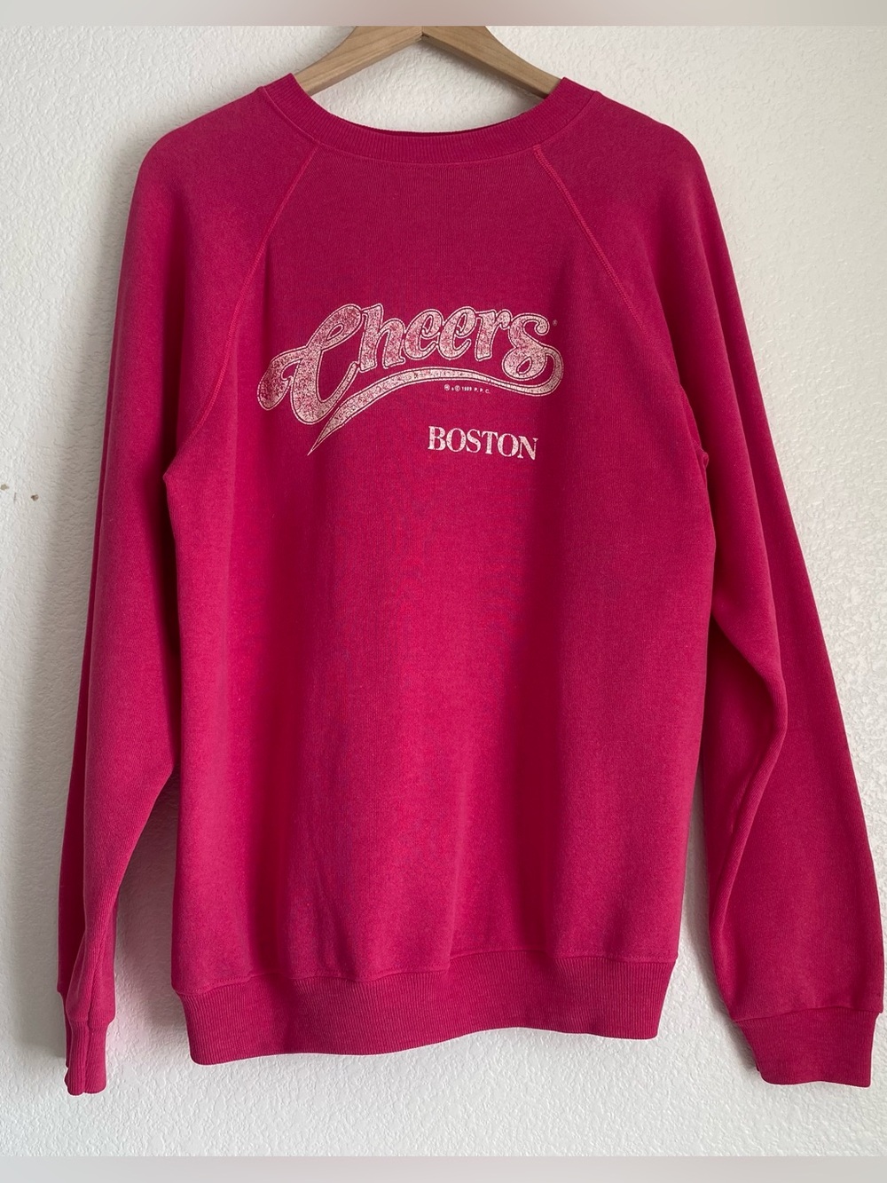 Vintage 1989 Cheers Boston printed raglan crew-neck sweatshirt, pink, L